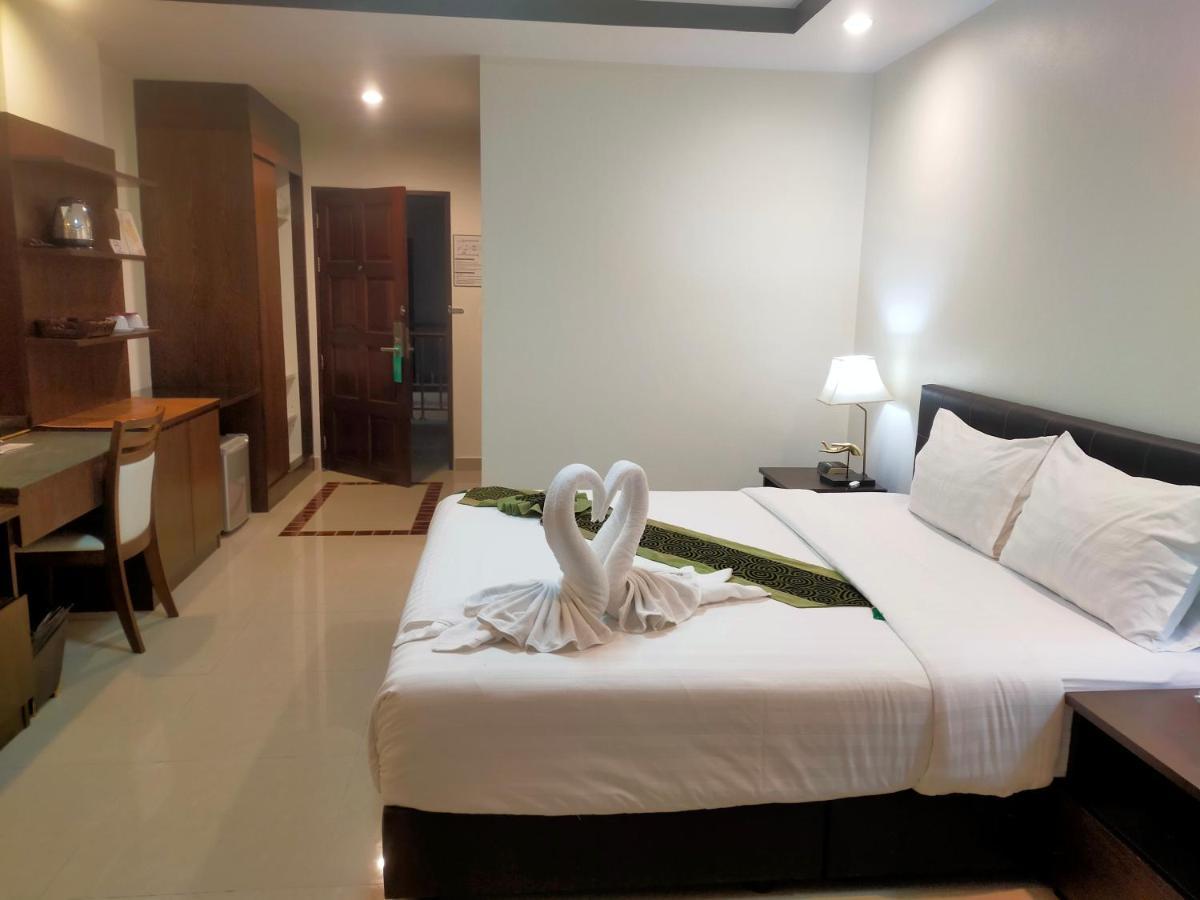 Soi2Inn Pattaya Exterior foto