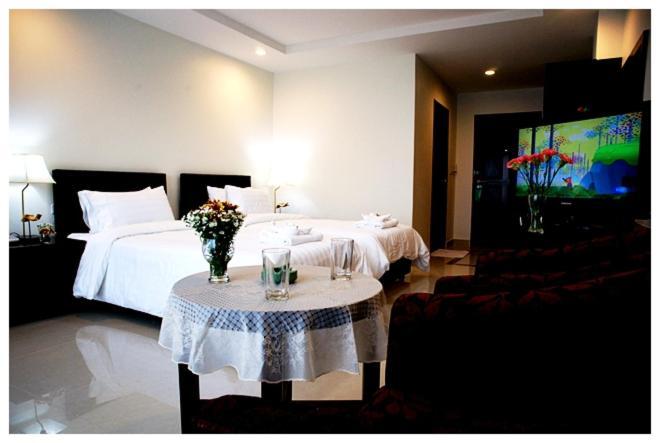 Soi2Inn Pattaya Exterior foto